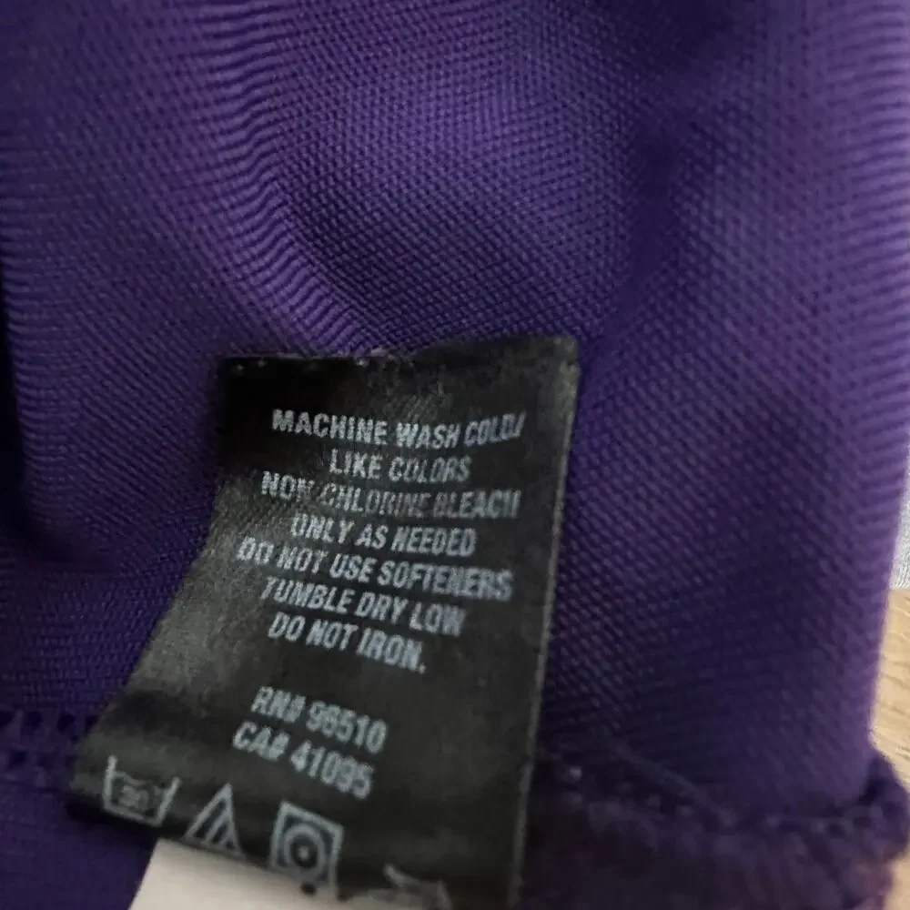 Under Armour Mens Loose Heatgear Minnesota State Short Sleeve Purple Polo Large